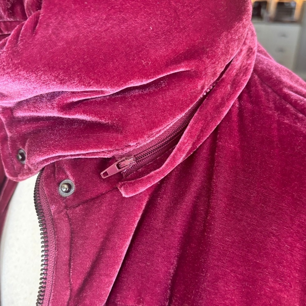 ⛷️ Glamorous Burgundy Velvet Puffer Jacket | Scrunch Cuffs | Small - Picture 4 of 8